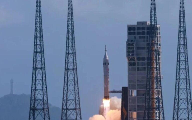 Mengzhou-in-flight-abort-CZ10-recovery-test-liftoff-11feb2026-casc.jpg