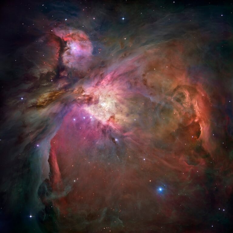 Orion_Nebula_-_Hubble_2006_mosaic_18000_20260429_163638.jpg