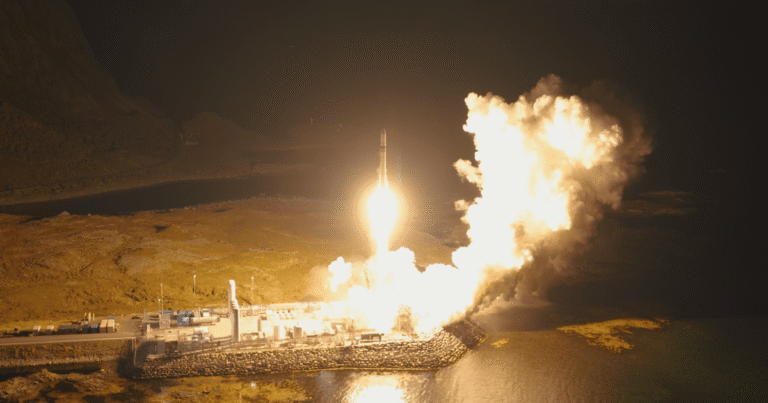 Spectrum mission onwards and upwards liftoff