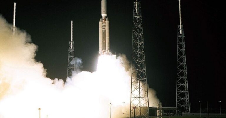 Cassini launch scaled e1760479948627