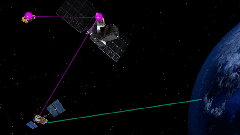 Rsz nasa solstar momentus iridium proximity operation render no logos